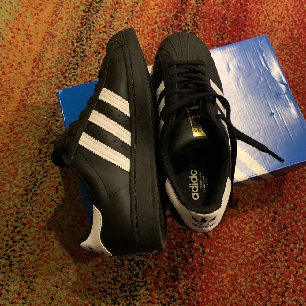 Adidas Superstar